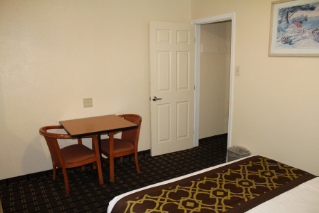 2 Queen Suite Bedroom - 2nd Bedroom
