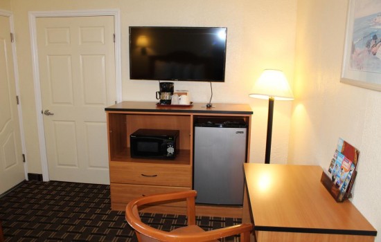 Welcome To Riverside Inn & Suites - Room Amenities