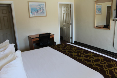 King Kitchenette Room
